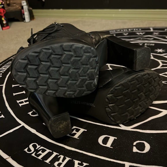 Harley-Davidson real leather high heeled boot - Picture 4 of 6